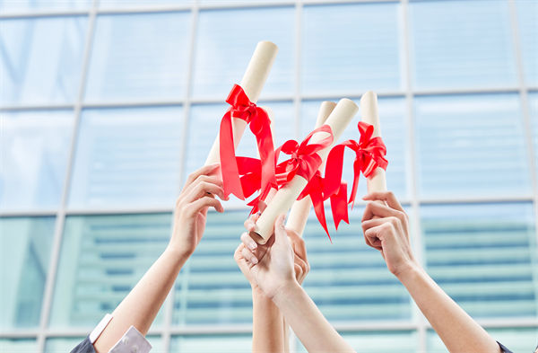 龙头股明牌后还有参与价值吗？