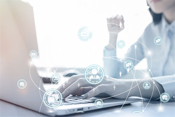 G7将建立关键矿产联盟 外交部：敦促G7停止以小圈子规则破坏国际经贸秩序