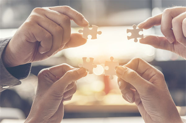 三条均线定乾坤，一条生命线，一条决策线，一条趋势线