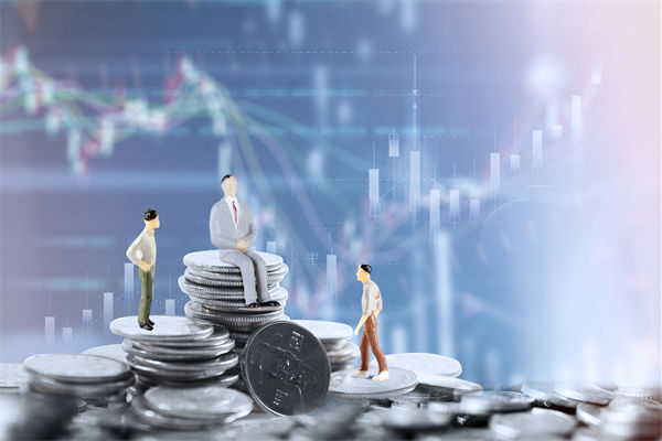 从10万到10亿：揭秘“炒股养家”的暴利操作模式！